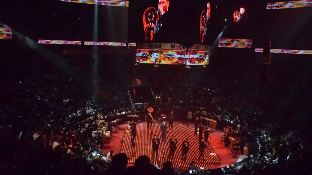 BANDA MS EN PALENQUE LEON LA 98 SOMOS BANDA
