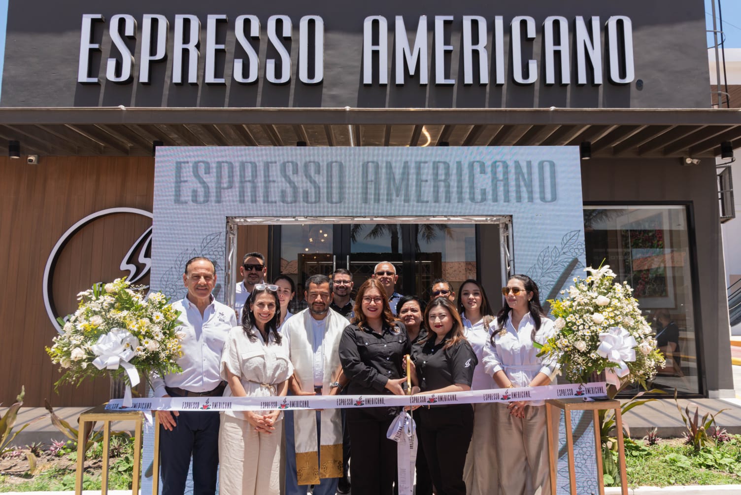 ESPRESSO AMERICANO INAUGURA EN ROATÁN SU COFFEE SHOP MÁS INNOVADOR DE LA ISLA